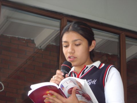 Ir a la Siguiente Foto