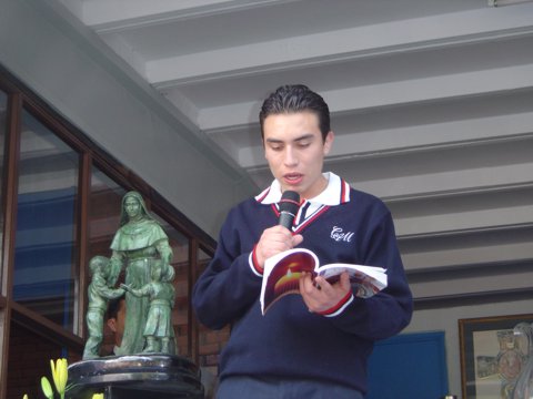 Ir a la Siguiente Foto