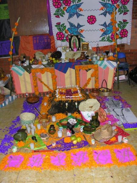 ofrendamuertosmat2006006.jpg