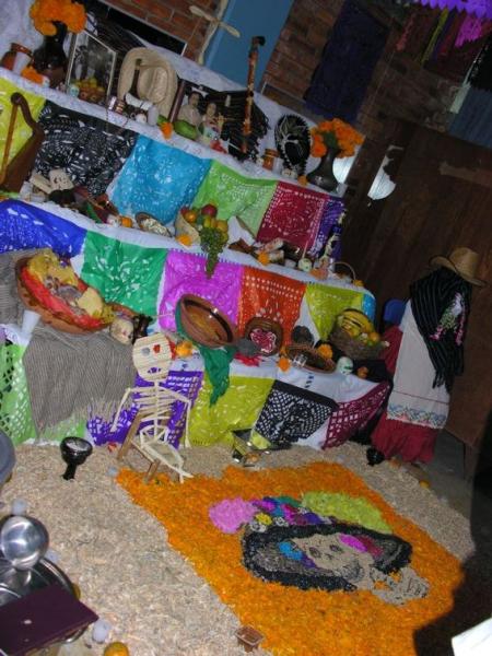 ofrendamuertosmat2006036.jpg