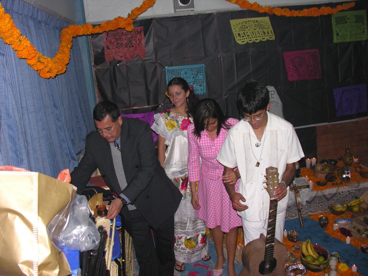 ofrendamuertosmat2006 095.jpg