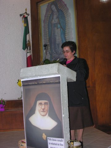 misa_mat_siervadedios_mtrinidad2008 057.jpg