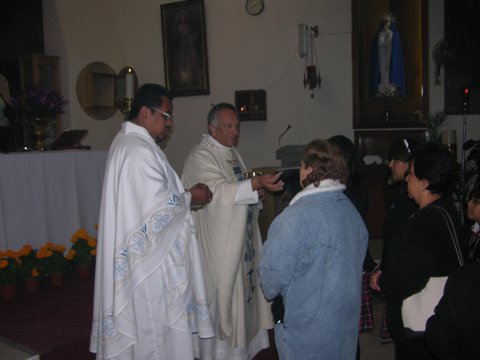 misa_mat_siervadedios_mtrinidad2008 102.jpg