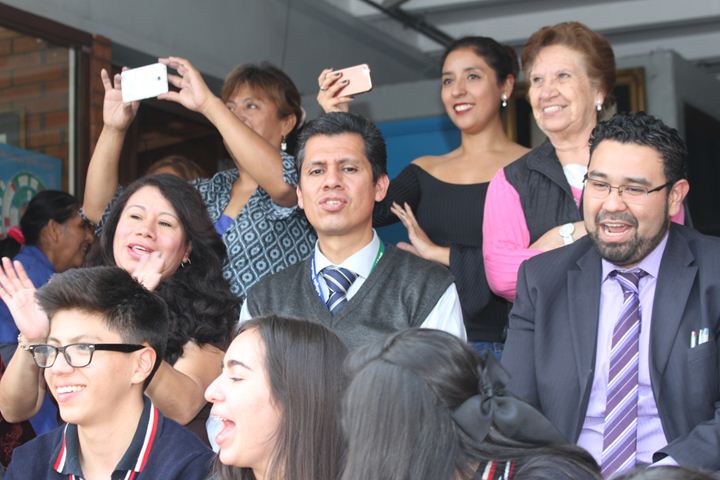 Ir a la Siguiente Foto