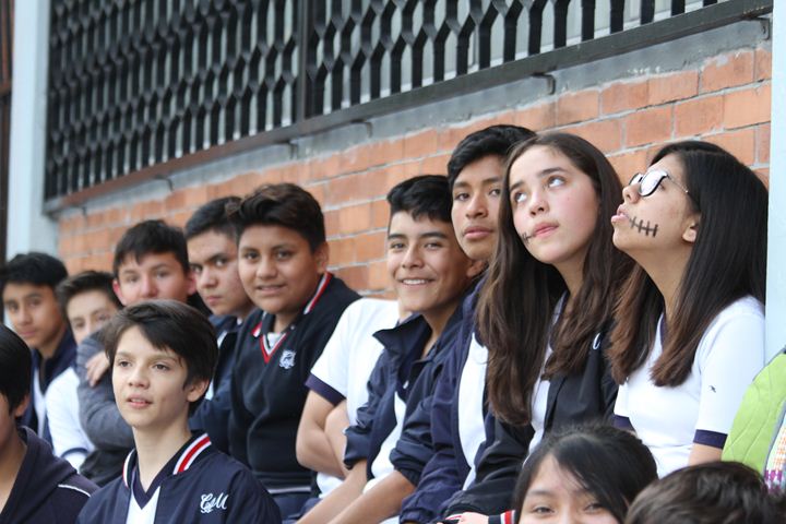 Ir a la Siguiente Foto
