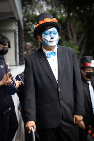 Ir a la Siguiente Foto