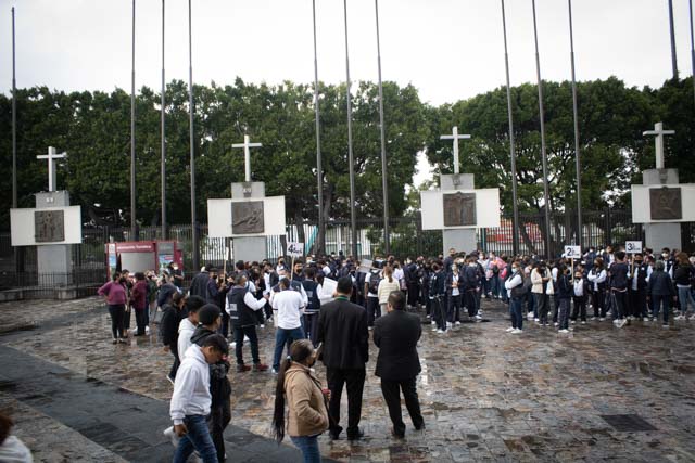 Ir a la Siguiente Foto
